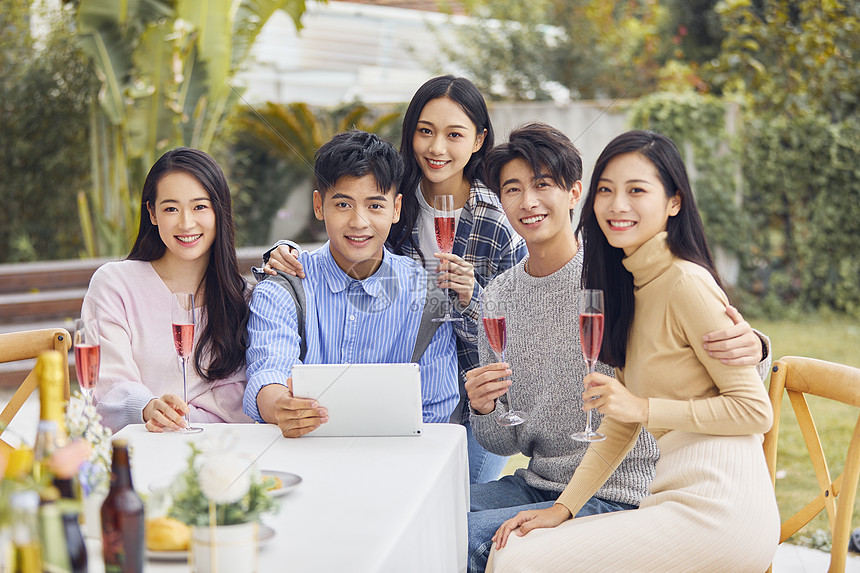 正版官方妖怪捉迷藏_whatsapp官方正版_正版官方蛋仔派对