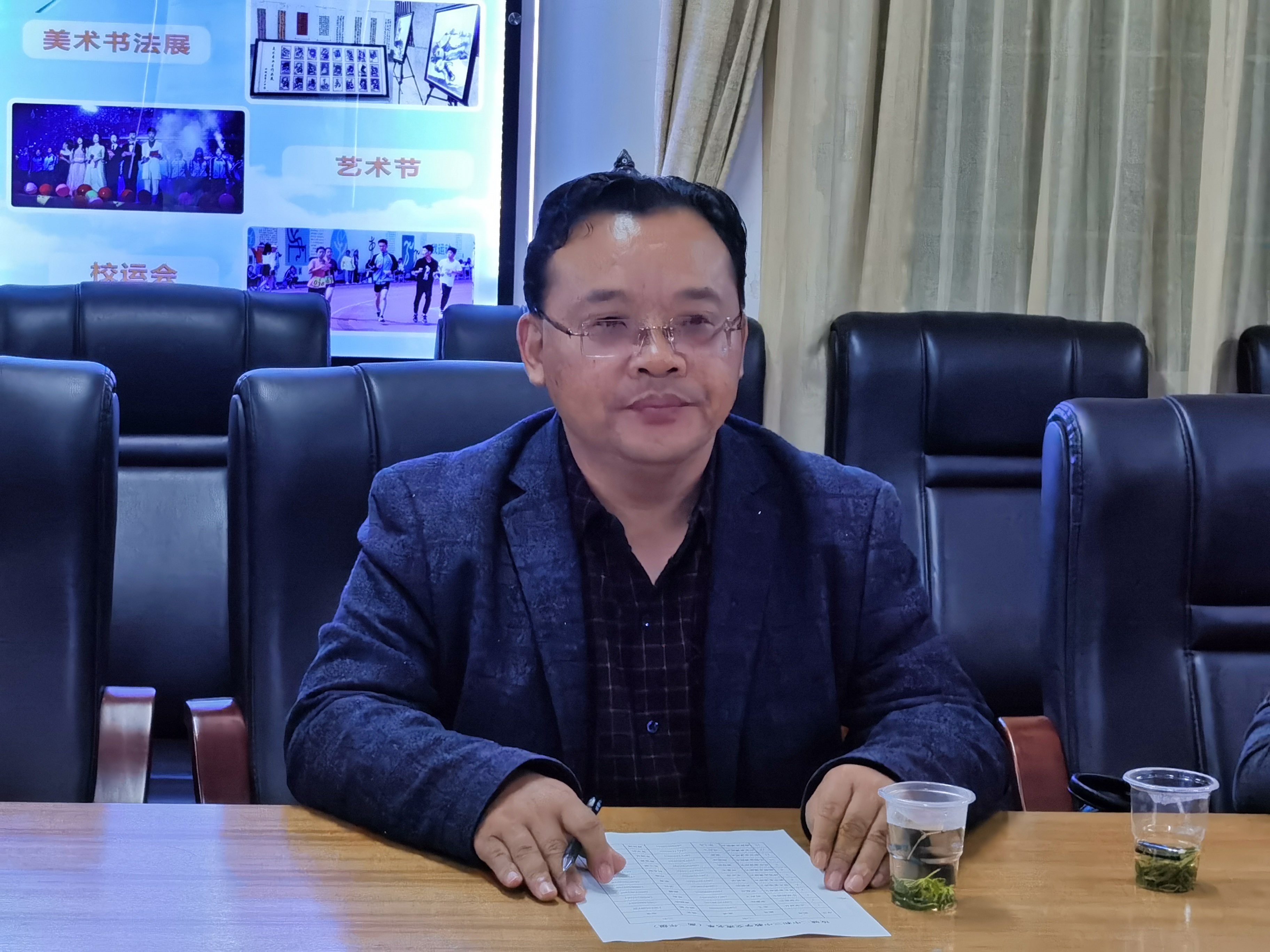 现代教育离不开whatsapp官方下载的支持