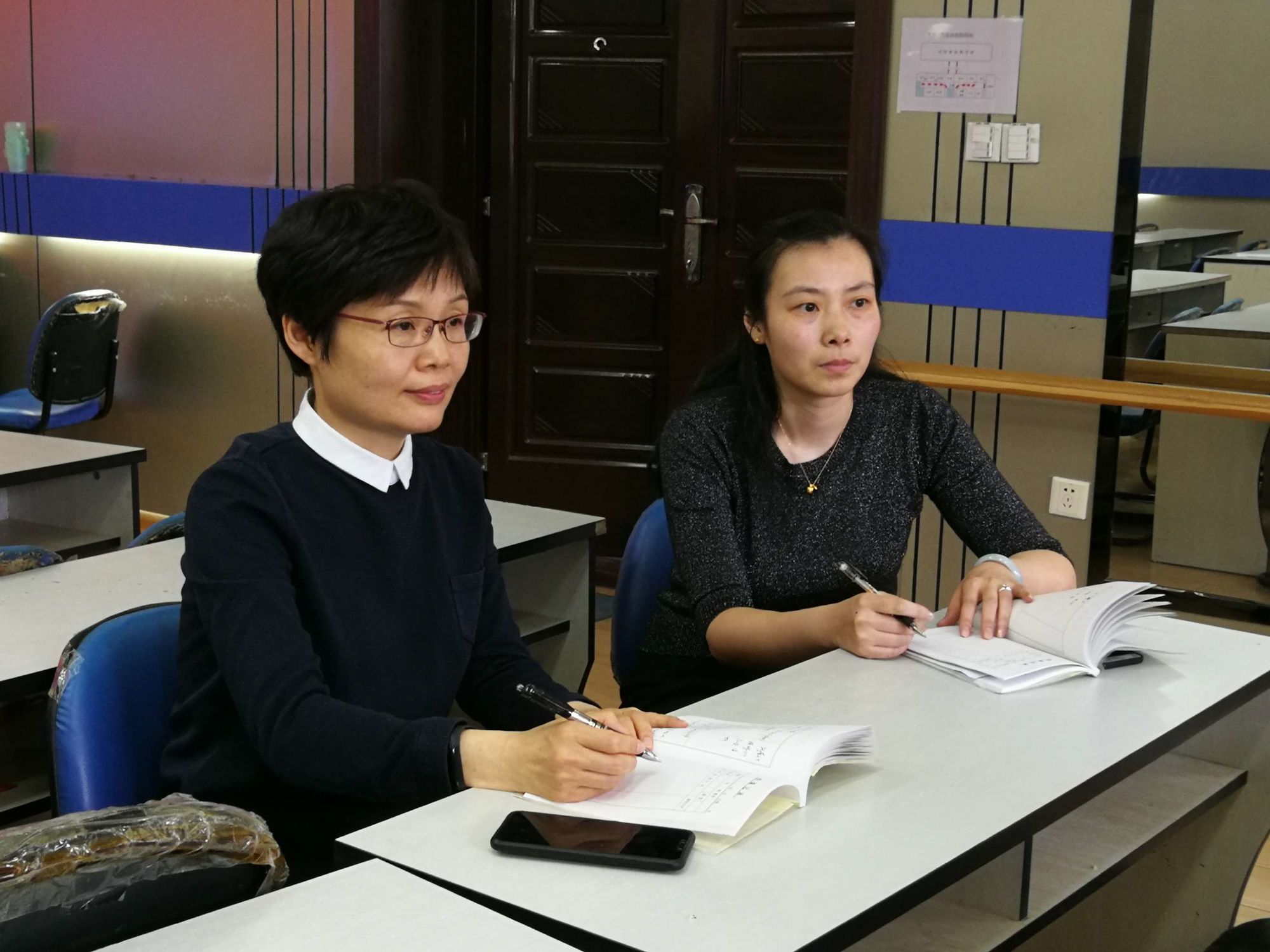 官方下载圣经_官方下载快手极速版_whatsapp官方下载