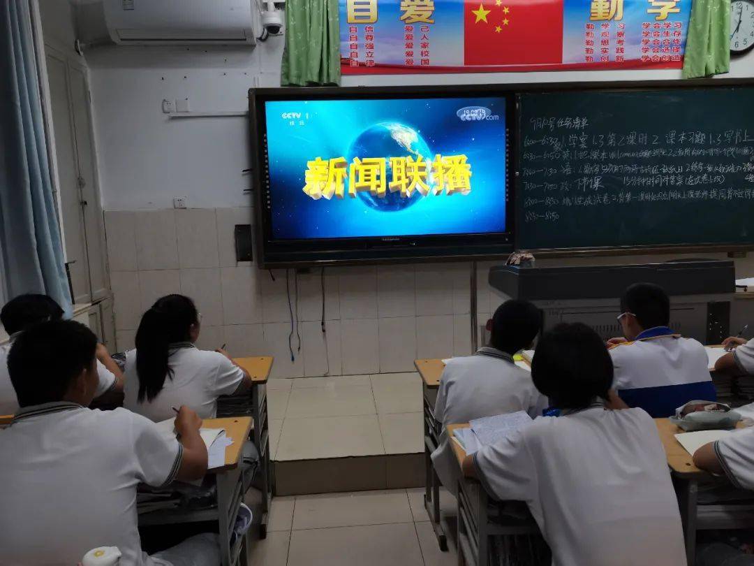 whatsapp是什么的缩写_whatsapp是属于什么_属于是哪个符号
