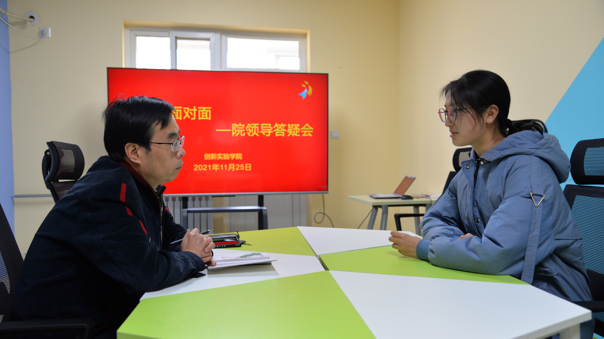 whatsappfm_whatsappyo_whatsapp怎么使用？