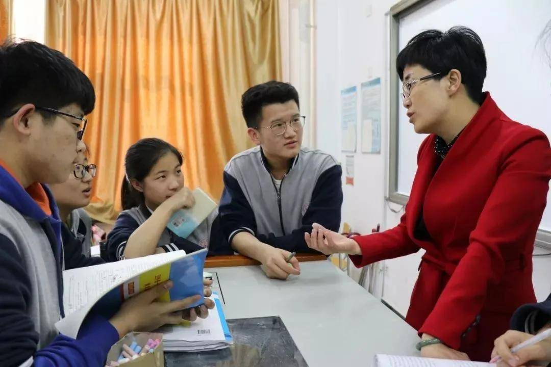 whatsapp中文官方下载_whatsapp下载中文版_中文官方下载