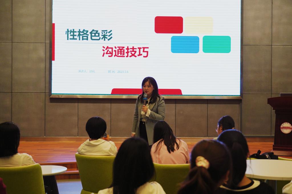 中文最新版泰拉瑞亚_中文最新版樱花校园模拟器_whatsapp中文最新版