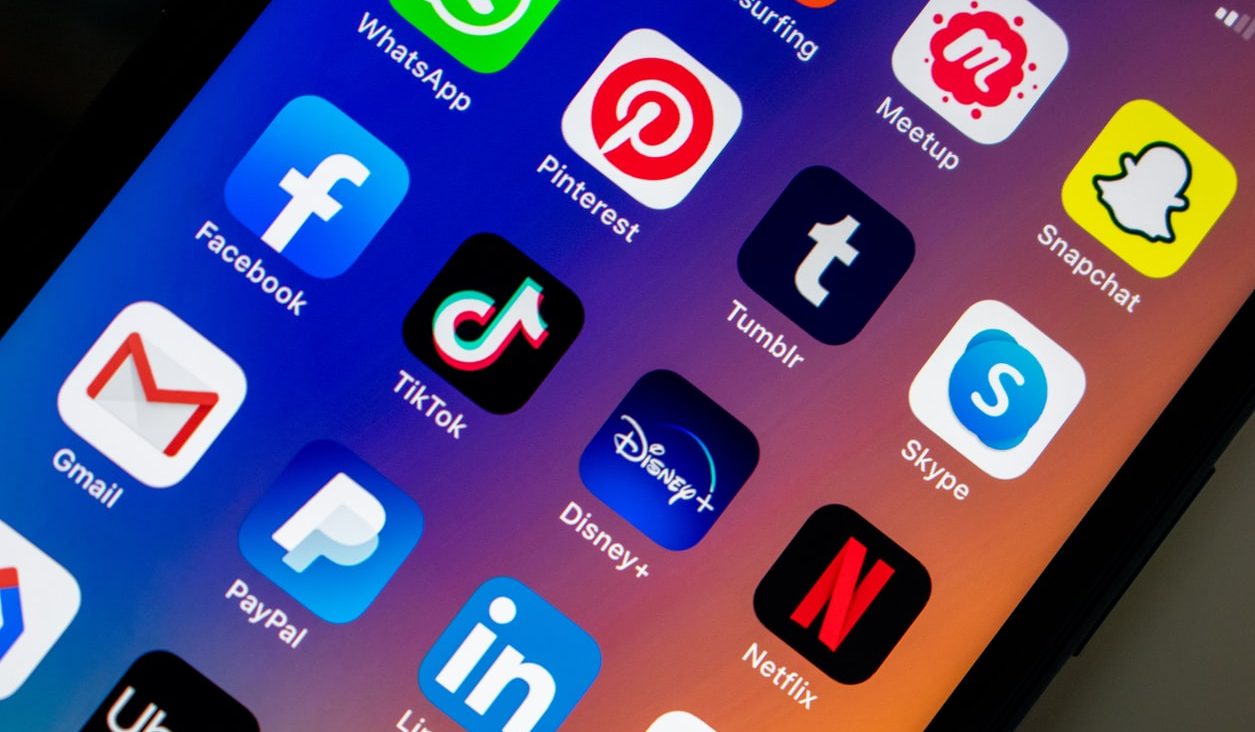 官方whatsapp免费下载_官方免费下载剪映旧版安装_官方免费下载APP