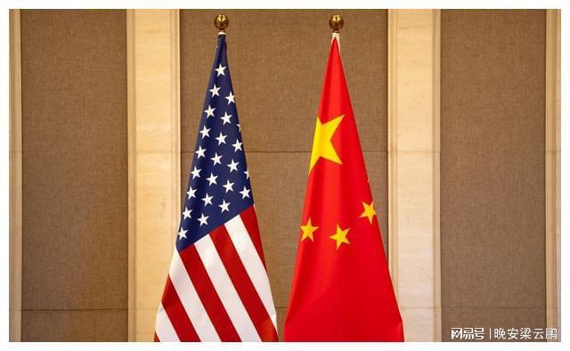qq聊天下载软件_botim聊天软件下载whatsapp_聊天下载软件后诈骗