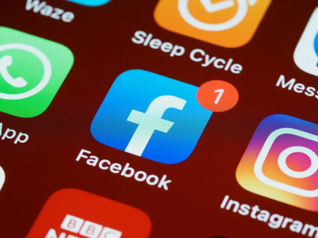 中文版手机SDR软件_whatsapp中文手机版_中文版手机电子琴免费下载