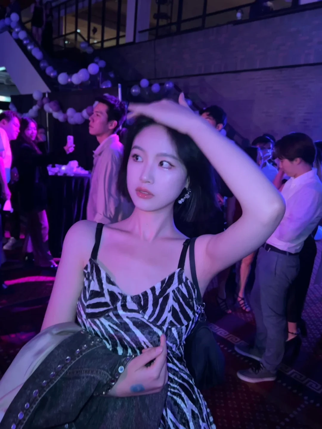 聊天软件_聊天Whatsup_whatsapp如何聊天